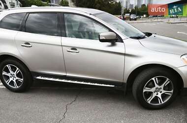 Внедорожник / Кроссовер Volvo XC60 2012 в 