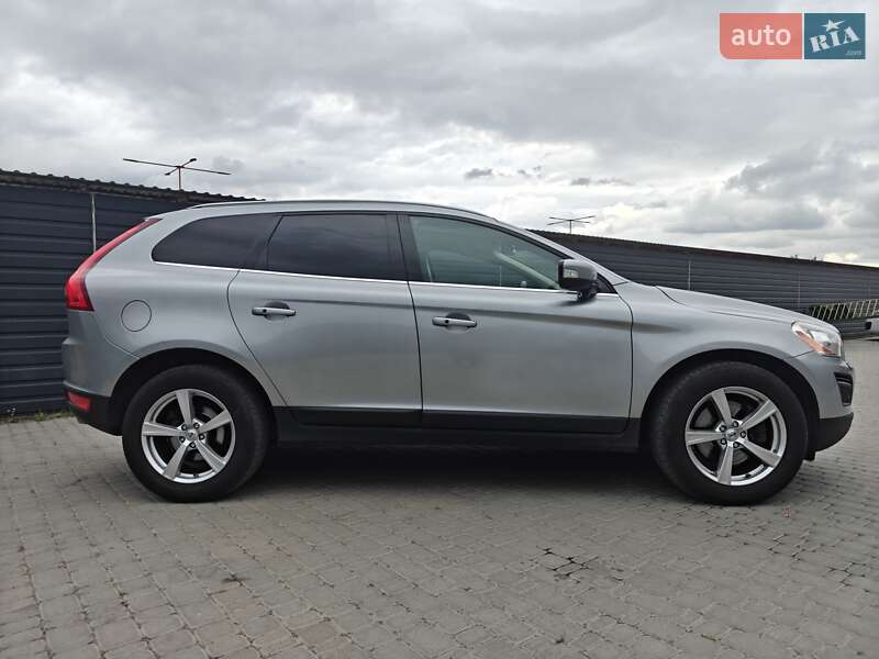 Внедорожник / Кроссовер Volvo XC60 2012 в Киеве фото 7 Внедорожник / Кроссовер Volvo XC60 2012 в Киеве