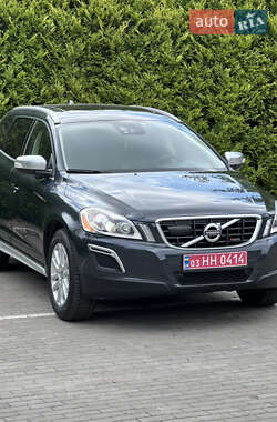 Внедорожник / Кроссовер Volvo XC60 2013 в 
