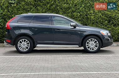 Внедорожник / Кроссовер Volvo XC60 2013 в 