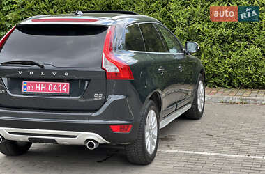 Внедорожник / Кроссовер Volvo XC60 2013 в 