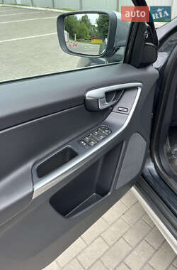 Внедорожник / Кроссовер Volvo XC60 2013 в 