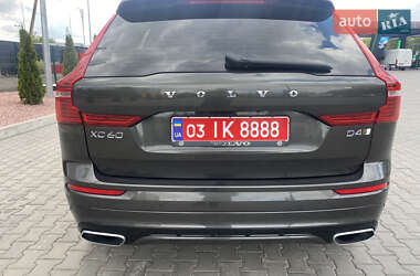 Внедорожник / Кроссовер Volvo XC60 2020 в 