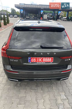 Внедорожник / Кроссовер Volvo XC60 2020 в 