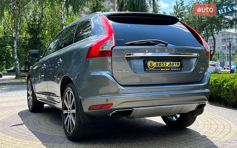 Позашляховик / Кросовер Volvo XC60 2017 в Львові
