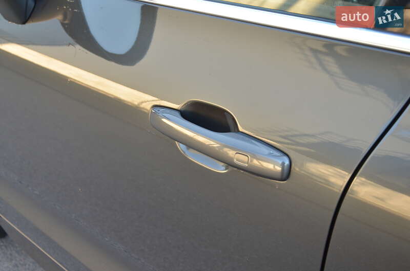 Внедорожник / Кроссовер Volvo XC60 2018 в Киеве фото 19 Внедорожник / Кроссовер Volvo XC60 2018 в Киеве