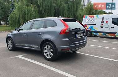 Внедорожник / Кроссовер Volvo XC60 2016 в 
