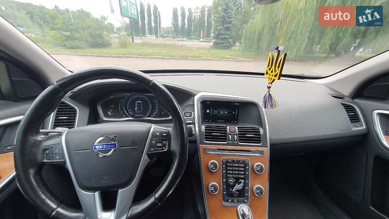 Внедорожник / Кроссовер Volvo XC60 2016 в Киеве фото 9 Внедорожник / Кроссовер Volvo XC60 2016 в Киеве