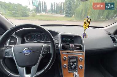 Внедорожник / Кроссовер Volvo XC60 2016 в 