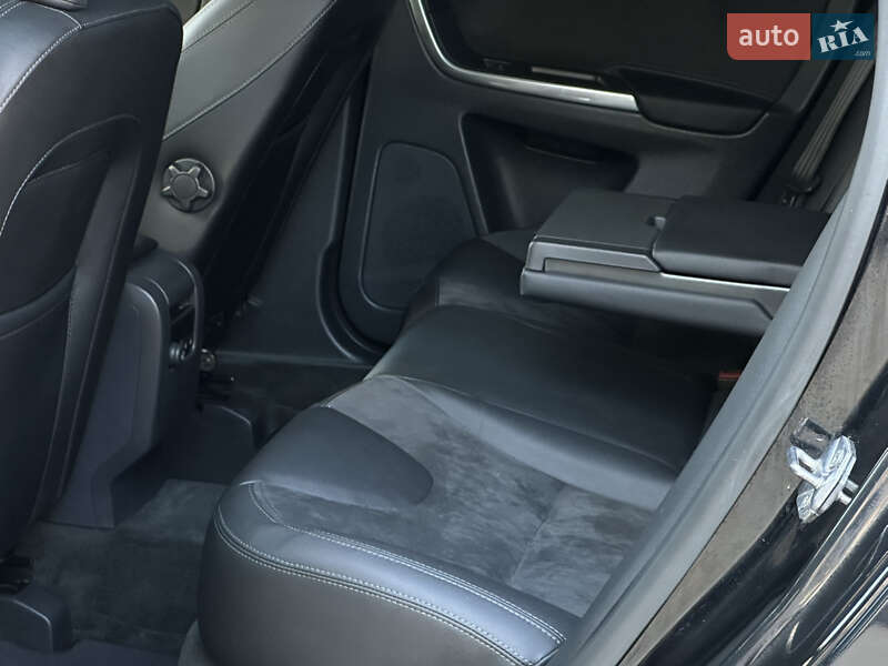 Внедорожник / Кроссовер Volvo XC60 2014 в Тернополе
