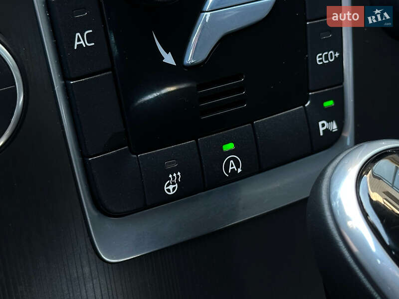 Внедорожник / Кроссовер Volvo XC60 2014 в Тернополе