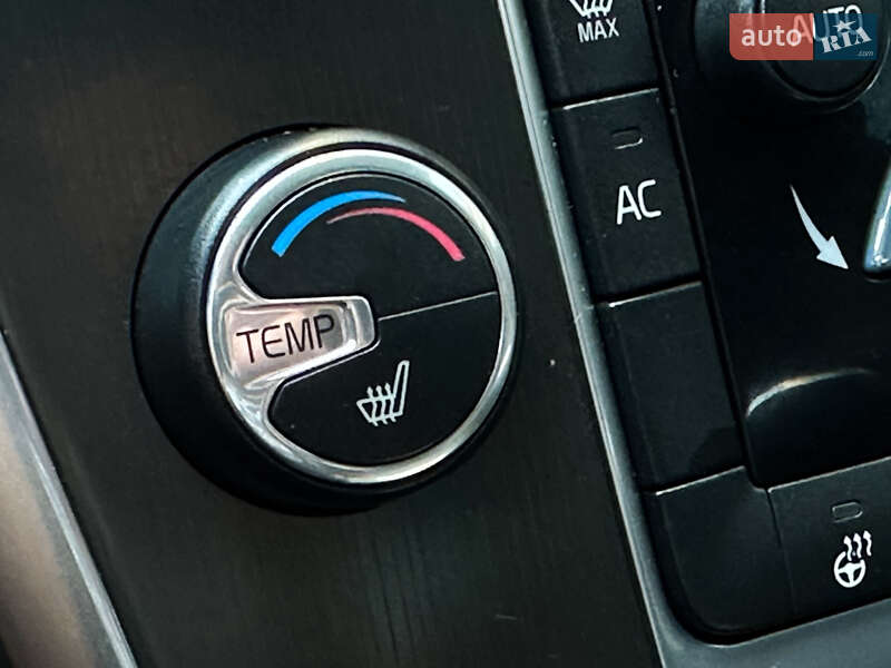 Внедорожник / Кроссовер Volvo XC60 2014 в Тернополе