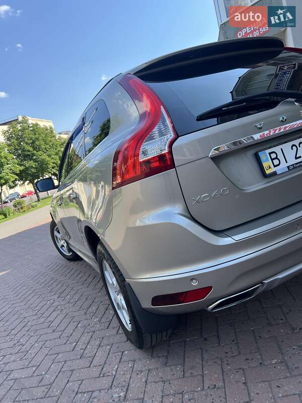 Внедорожник / Кроссовер Volvo XC60 2015 в Кременчуге фото 10 Внедорожник / Кроссовер Volvo XC60 2015 в Кременчуге