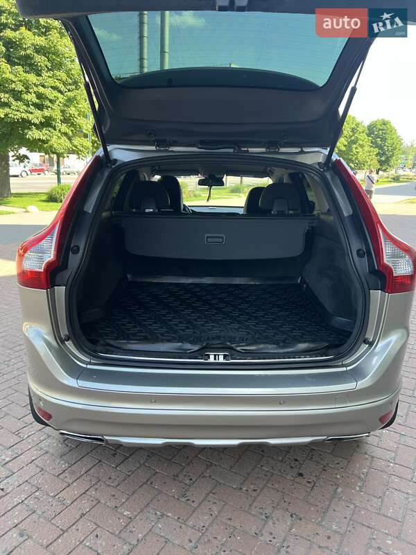 Внедорожник / Кроссовер Volvo XC60 2015 в Кременчуге фото 25 Внедорожник / Кроссовер Volvo XC60 2015 в Кременчуге