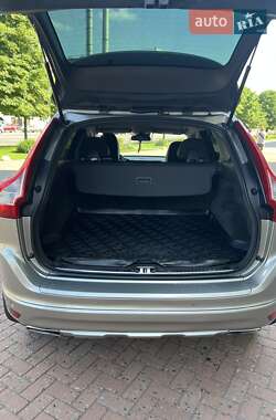 Внедорожник / Кроссовер Volvo XC60 2015 в 