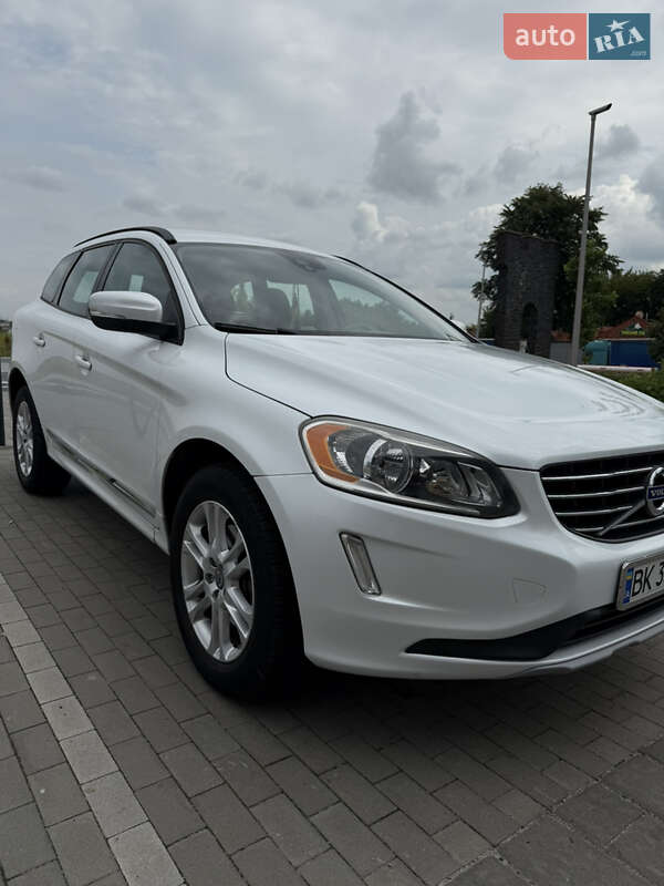 Внедорожник / Кроссовер Volvo XC60 2014 в Ровно