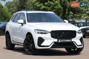 Внедорожник / Кроссовер Volvo XC60 2020 в Киеве