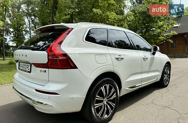 Внедорожник / Кроссовер Volvo XC60 2021 в 