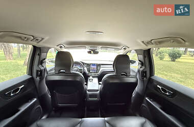 Внедорожник / Кроссовер Volvo XC60 2021 в 