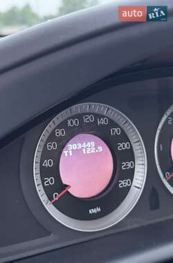 Внедорожник / Кроссовер Volvo XC60 2009 в 