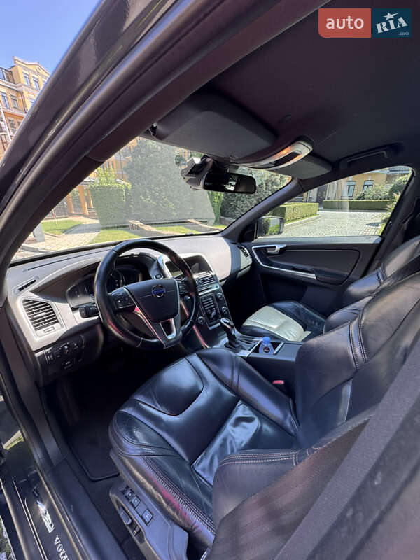 Внедорожник / Кроссовер Volvo XC60 2013 в Киеве
