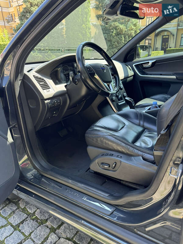 Внедорожник / Кроссовер Volvo XC60 2013 в Киеве