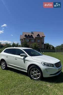 Внедорожник / Кроссовер Volvo XC60 2015 в 