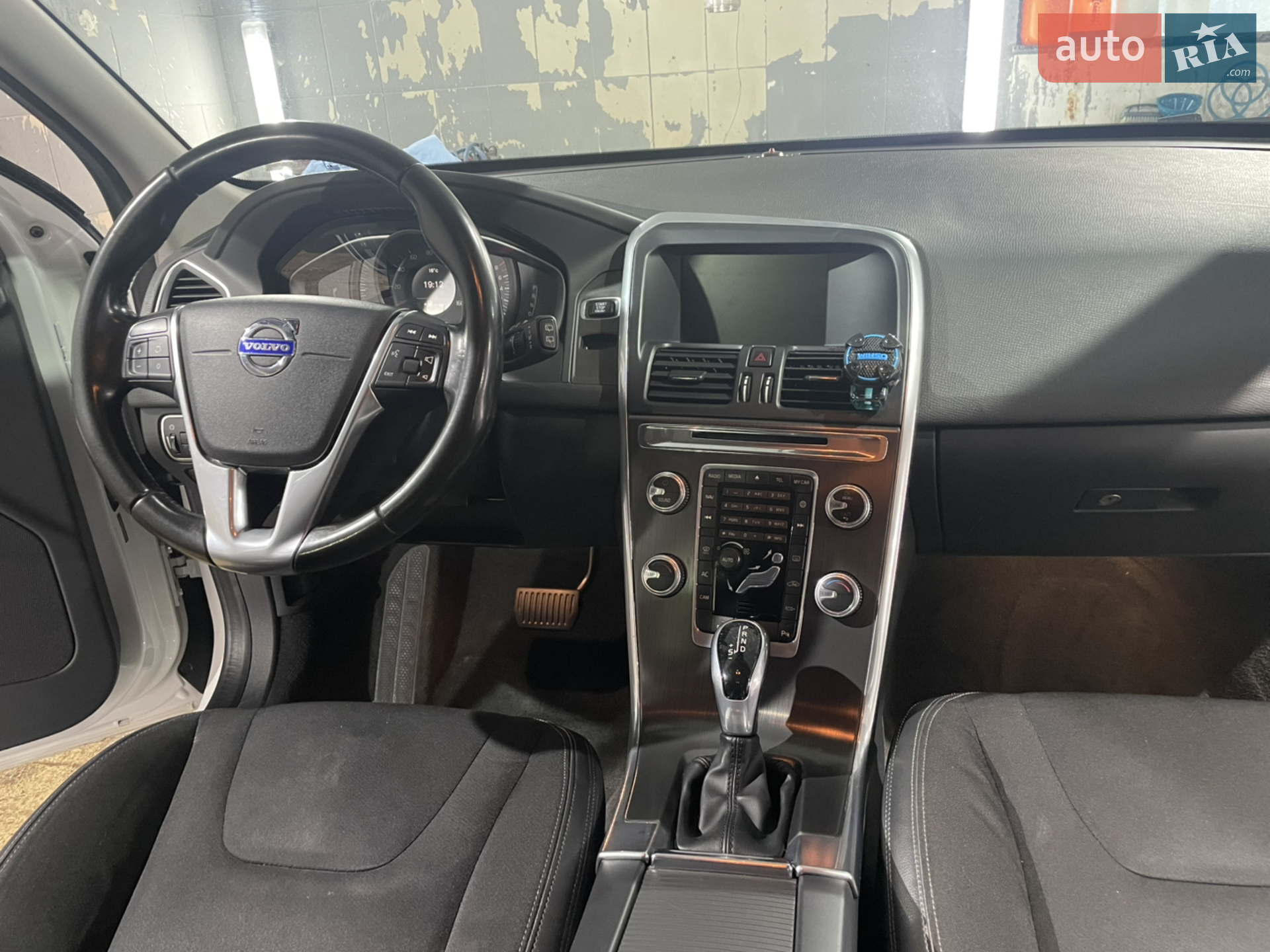 2016 Volvo XC60 - мініатюра 6
