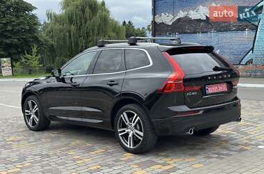 Внедорожник / Кроссовер Volvo XC60 2018 в 