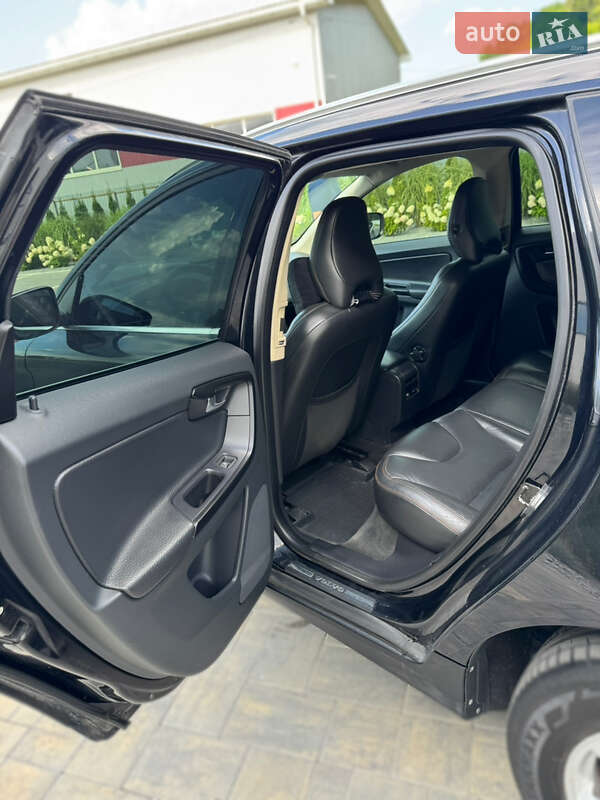 Внедорожник / Кроссовер Volvo XC60 2010 в Луцке