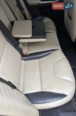 Внедорожник / Кроссовер Volvo XC60 2010 в 