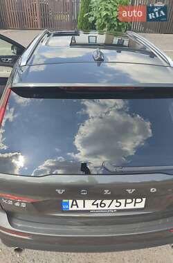 Внедорожник / Кроссовер Volvo XC60 2018 в 