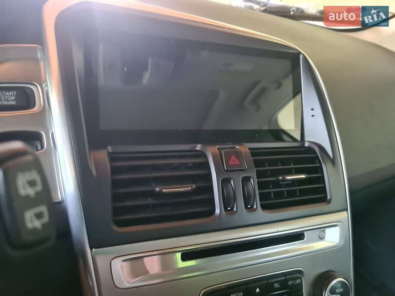 Внедорожник / Кроссовер Volvo XC60 2011 в Ивано-Франковске