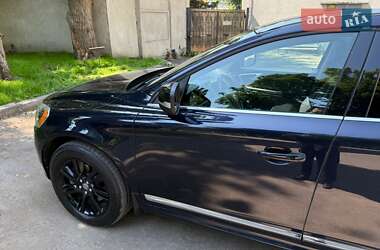 Позашляховик / Кросовер Volvo XC60 2017 в 
