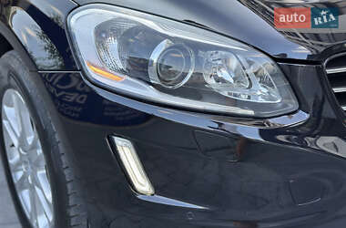 Внедорожник / Кроссовер Volvo XC60 2013 в 