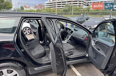 Внедорожник / Кроссовер Volvo XC60 2010 в 