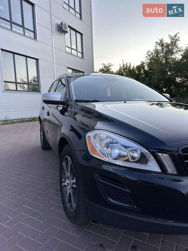 Внедорожник / Кроссовер Volvo XC60 2012 в Ровно фото 7 Внедорожник / Кроссовер Volvo XC60 2012 в Ровно