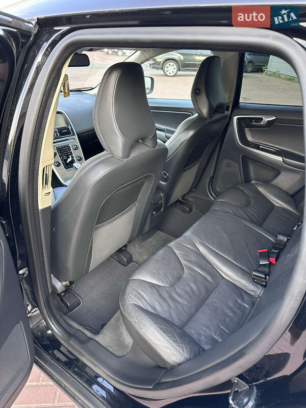 Внедорожник / Кроссовер Volvo XC60 2012 в Ровно фото 52 Внедорожник / Кроссовер Volvo XC60 2012 в Ровно