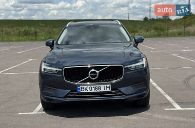 Внедорожник / Кроссовер Volvo XC60 2017 в 