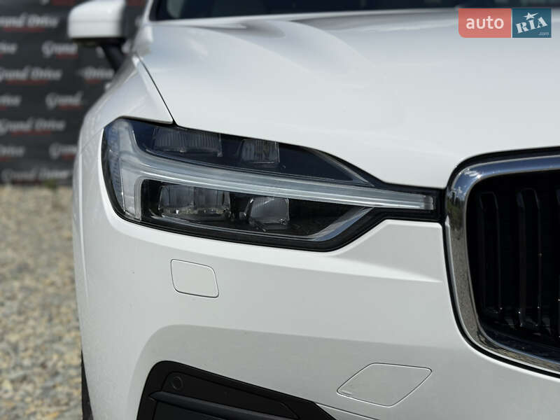 Внедорожник / Кроссовер Volvo XC60 2017 в Каменец-Подольском