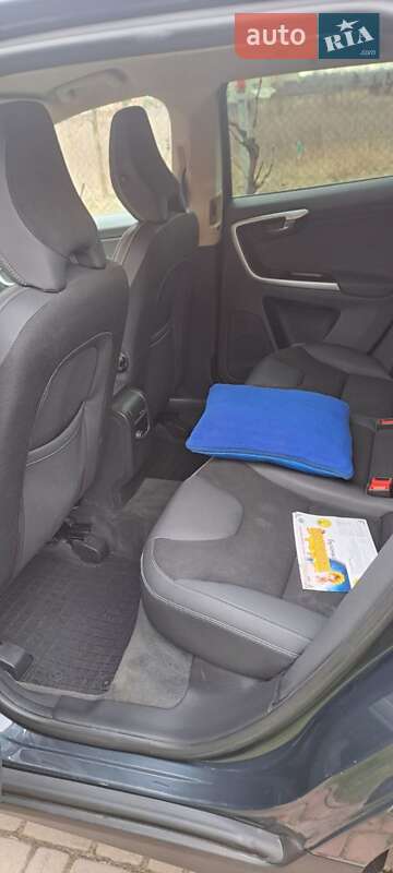 Внедорожник / Кроссовер Volvo XC60 2010 в Луцке