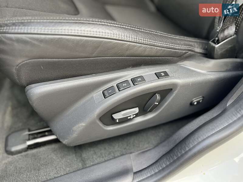 Внедорожник / Кроссовер Volvo XC60 2015 в Киеве
