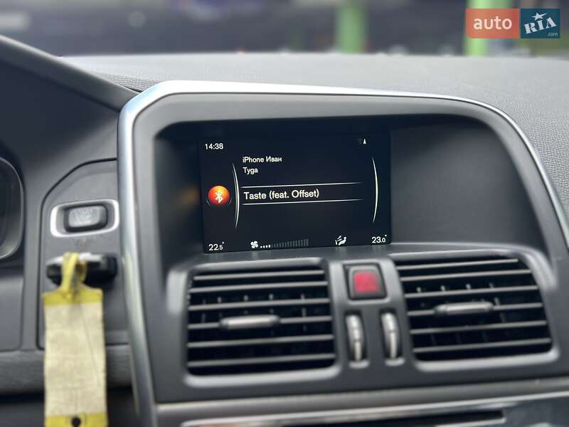 Внедорожник / Кроссовер Volvo XC60 2015 в Киеве