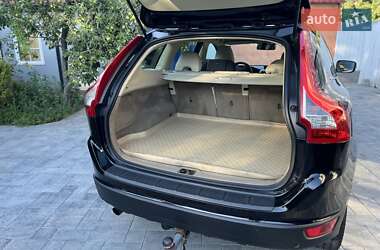 Внедорожник / Кроссовер Volvo XC60 2009 в 