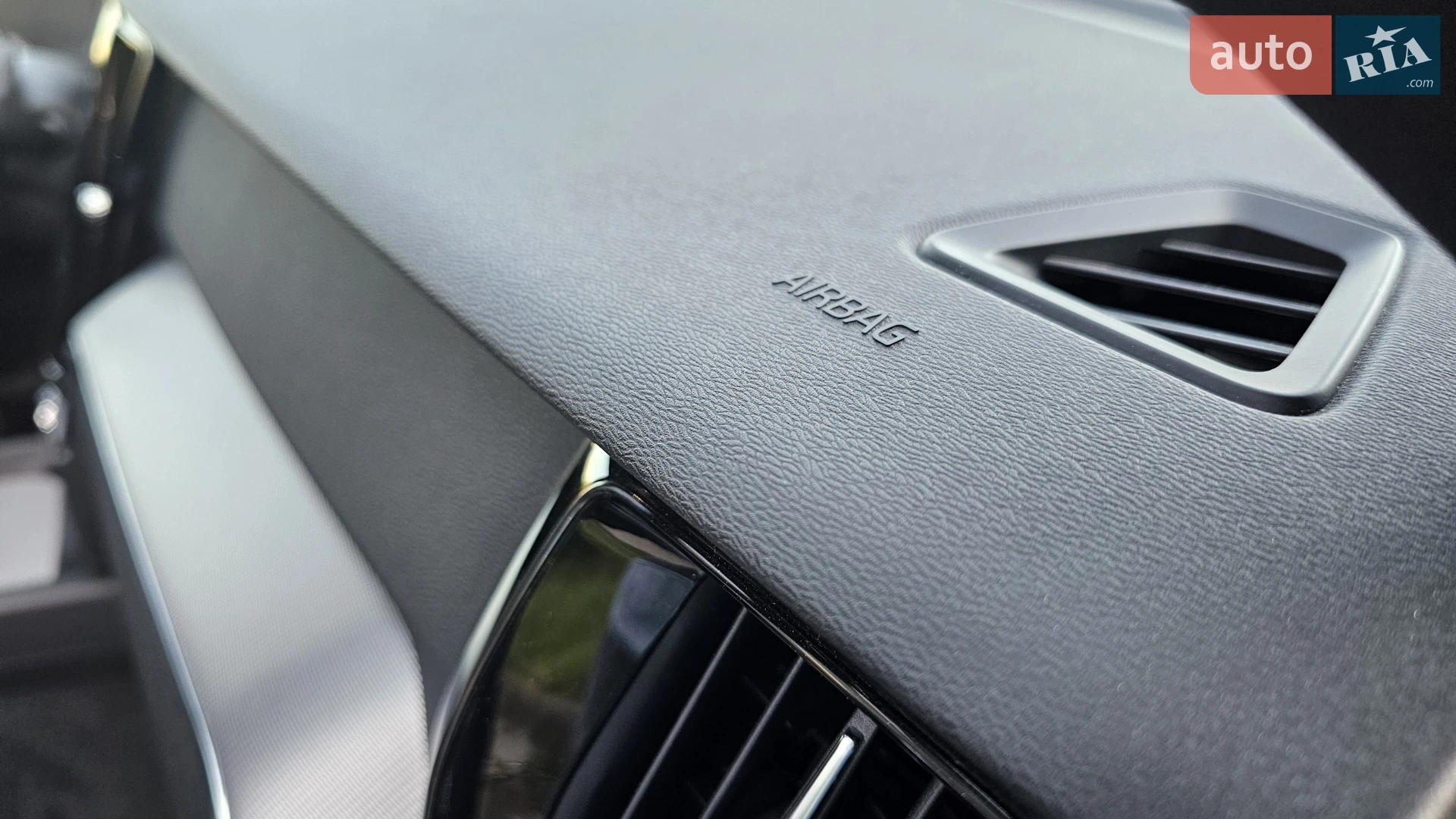 2018 Volvo XC60 - мініатюра 103