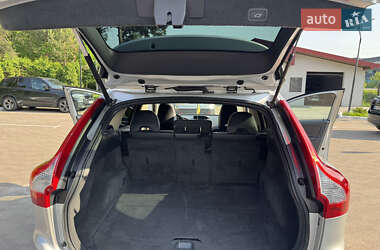 Внедорожник / Кроссовер Volvo XC60 2010 в 
