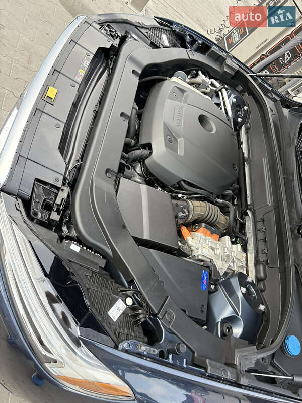 Внедорожник / Кроссовер Volvo XC60 2019 в Ирпене