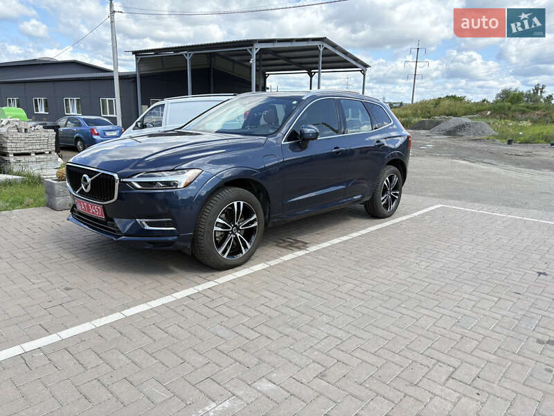 Внедорожник / Кроссовер Volvo XC60 2019 в Ирпене