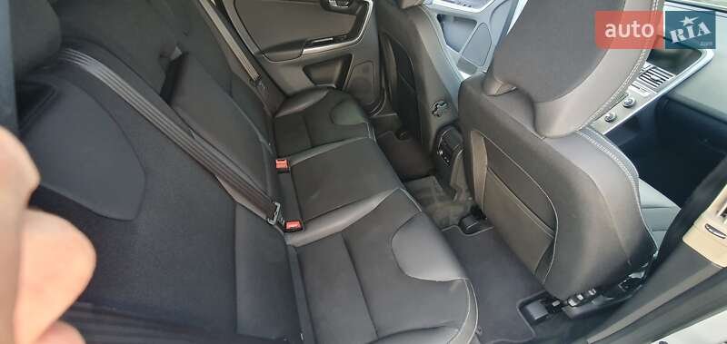Внедорожник / Кроссовер Volvo XC60 2013 в Львове фото 4 Внедорожник / Кроссовер Volvo XC60 2013 в Львове