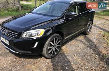 Внедорожник / Кроссовер Volvo XC60 2014 в 